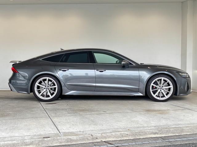 Audi RS7 2023-10 8280420-19