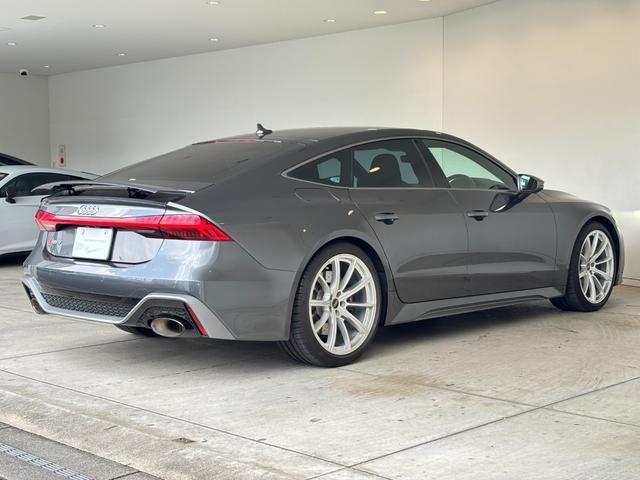 Audi RS7 2023-10 8280420-2