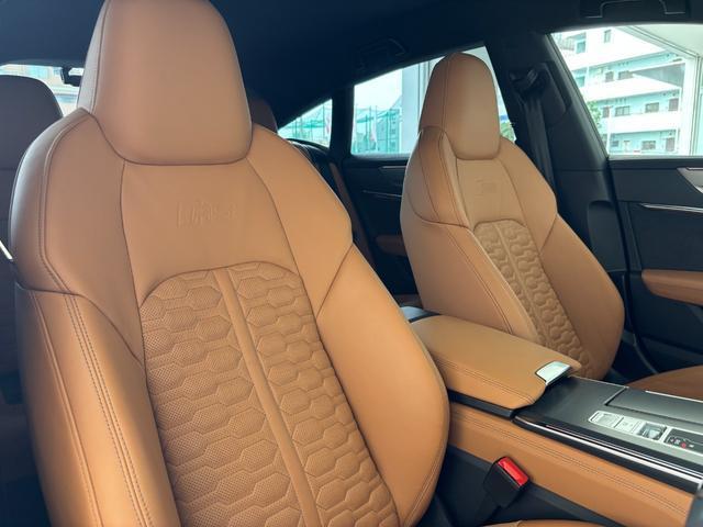 Audi RS7 2023-10 8280420-3