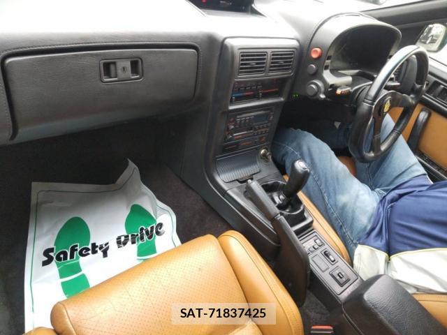 Mazda RX-7 2021-09 8283097-2