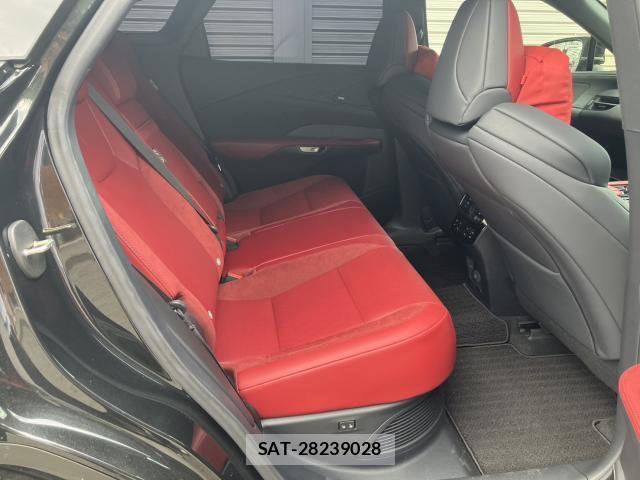 Lexus RX 2023-12 8276842-4