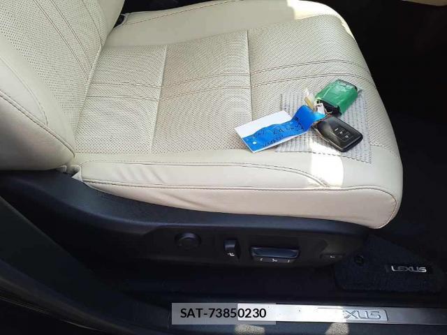 Lexus RX 2020-03 8276995-6