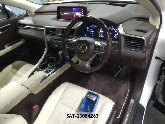 Lexus RX 2016-05 8277465-2