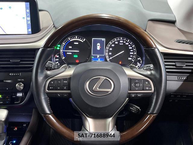 Lexus RX 2019-12 8277750-10