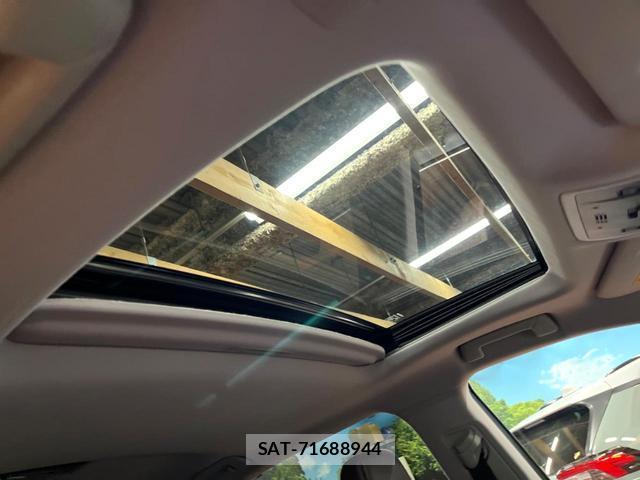Lexus RX 2019-12 8277750-2