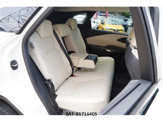 Lexus RX 2023-10 8278115-13