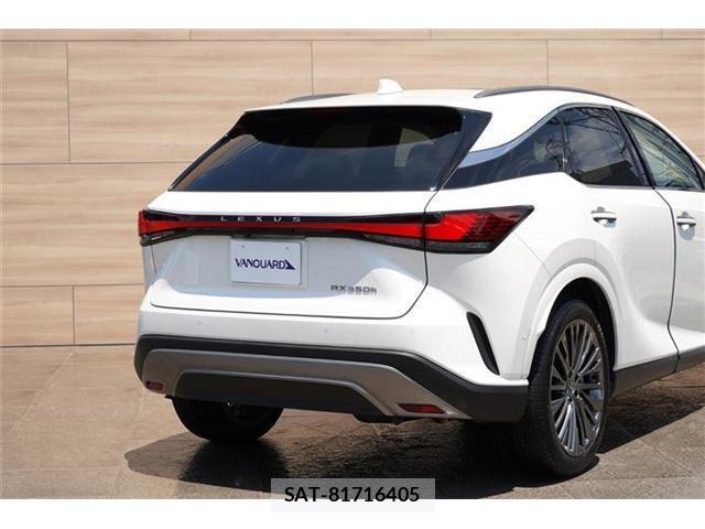 Lexus RX 2023-10 8278115-19