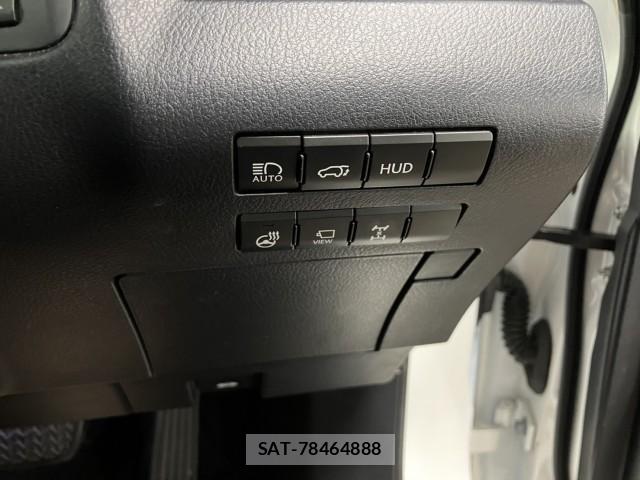 Lexus RX 2016-04 8278998-11
