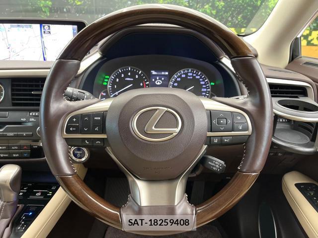 Lexus RX 2018-01 8279785-10
