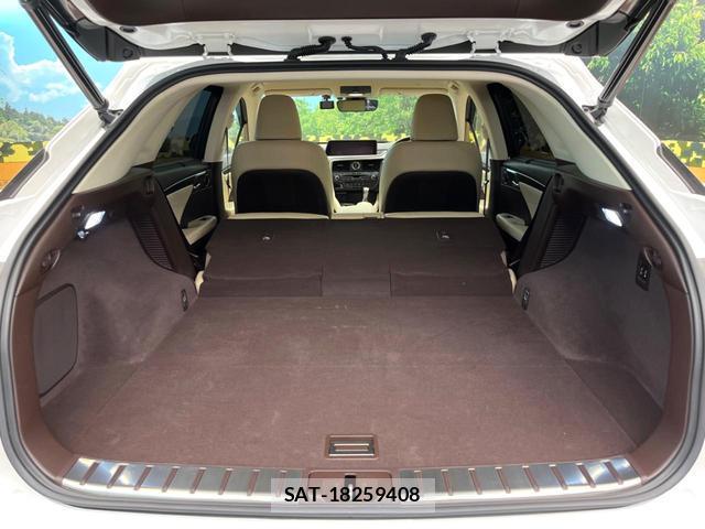 Lexus RX 2018-01 8279785-9