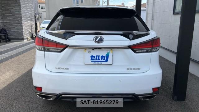 Lexus RX 2021-01 8280564-1