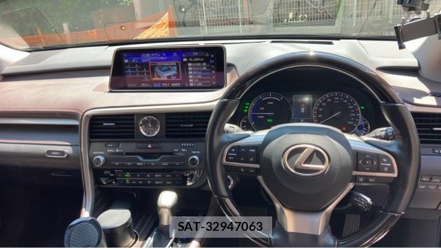 Lexus RX 2018-06 8280596-16