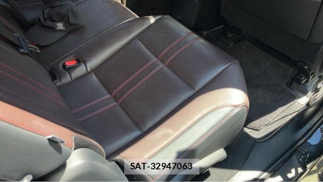 Lexus RX 2018-06 8280596-6