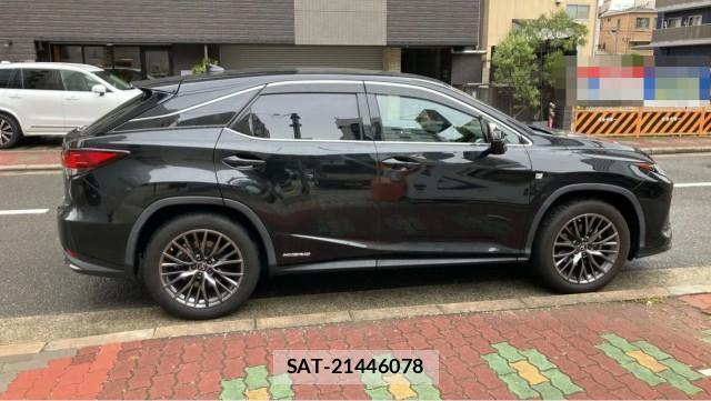 Lexus RX 2021-06 8280686-3