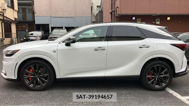 Lexus RX 2025-12 8280867-10