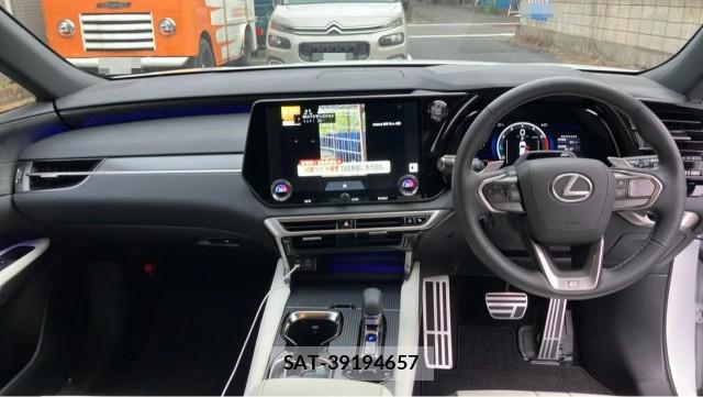 Lexus RX 2025-12 8280867-2