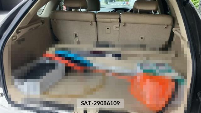 Lexus RX 2009-11 8281314-17