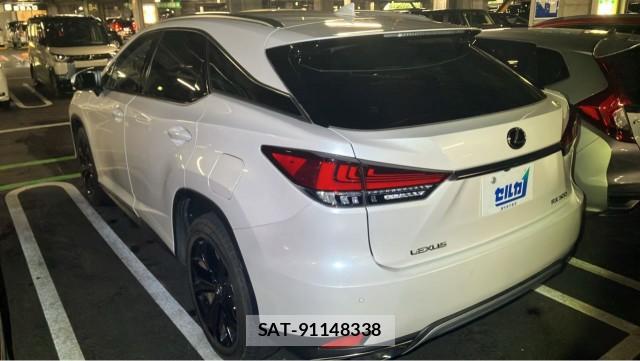 Lexus RX 2021-08 8281402-12
