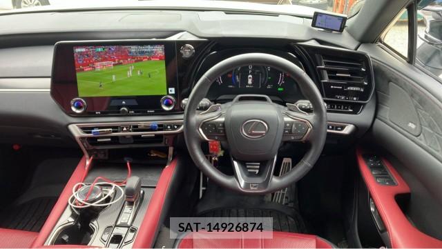 Lexus RX 2024-09 8281429-16