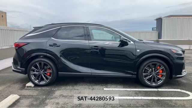 Lexus RX 2026-04 8281493-3