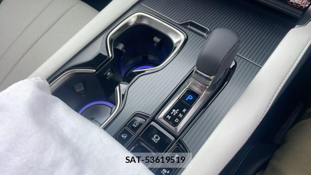 Lexus RX 2025-09 8281541-14