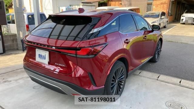 Lexus RX 2023-10 8281865-13