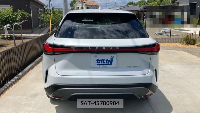 Lexus RX 2024-10 8282280-1