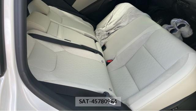 Lexus RX 2024-10 8282280-6
