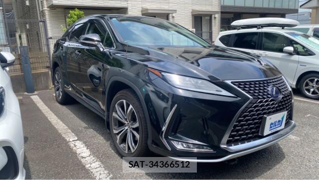 Lexus RX 2020-07 8282303-11