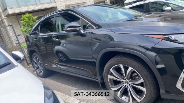 Lexus RX 2020-07 8282303-3