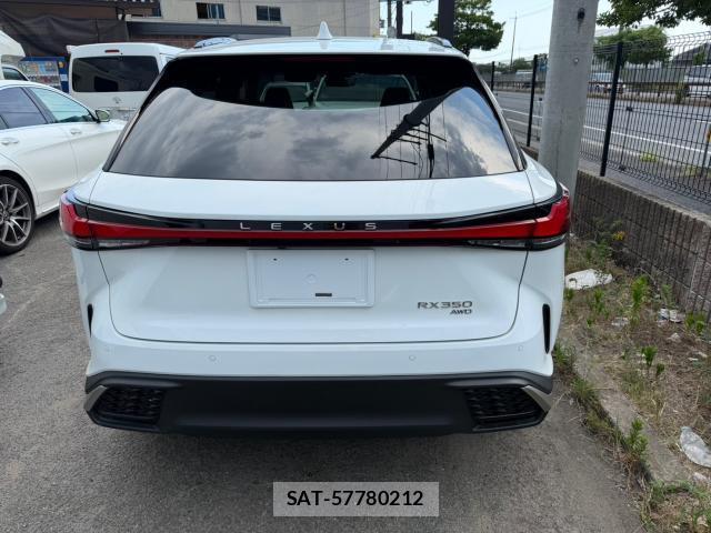 Lexus RX 2025-09 8282683-1