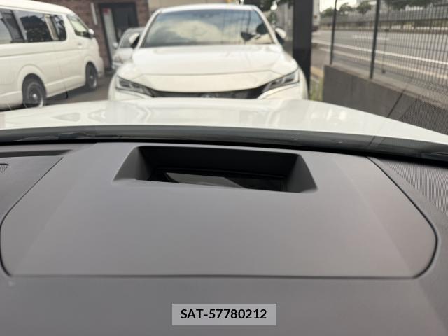 Lexus RX 2025-09 8282683-13