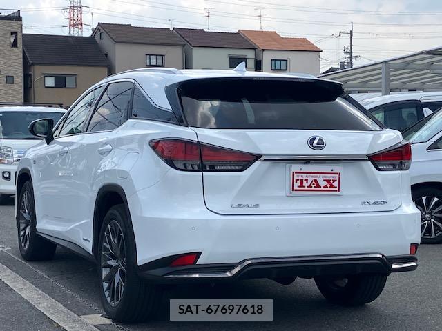 Lexus RX 2019-11 8283049-1