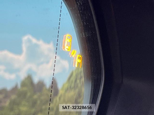 Lexus RX 2016-04 8284584-6