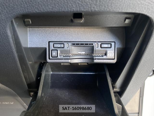 Lexus RX 2024-10 8284706-15