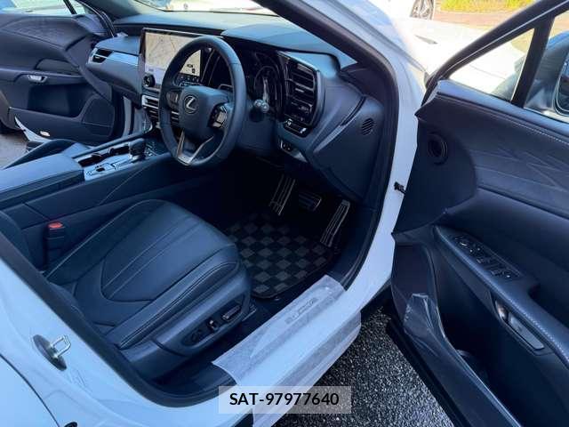 Lexus RX 2026-06 8285252-12