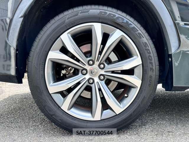 Lexus RX 2017-10 8285260-17