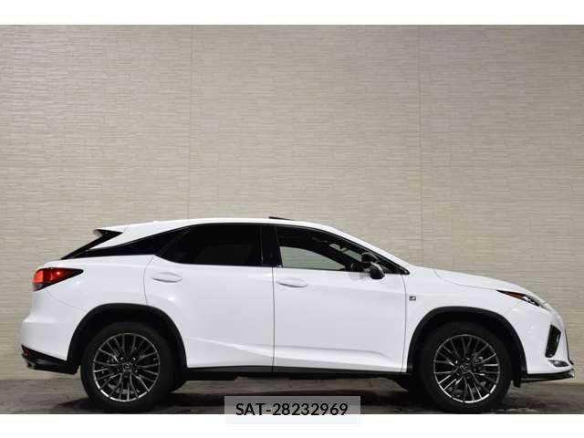 Lexus RX 2021-07 8285783-3