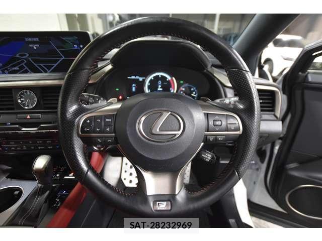 Lexus RX 2021-07 8285783-4