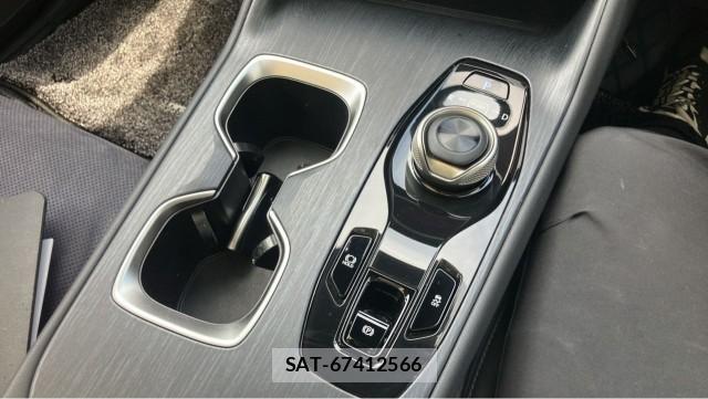 Lexus RZ 2023-10 8280644-14