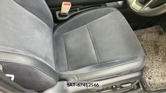 Lexus RZ 2023-10 8280644-5