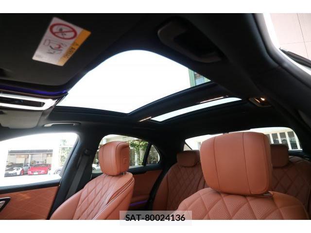 Mercedes Benz S-CLASS 2022-04 8279236-12