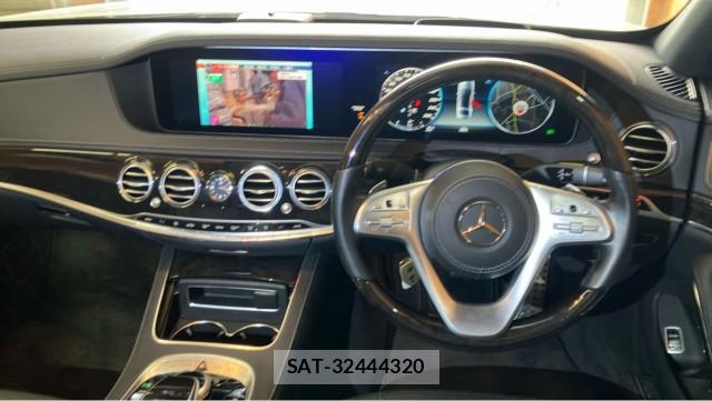 Mercedes Benz S-CLASS 2018-06 8281163-16