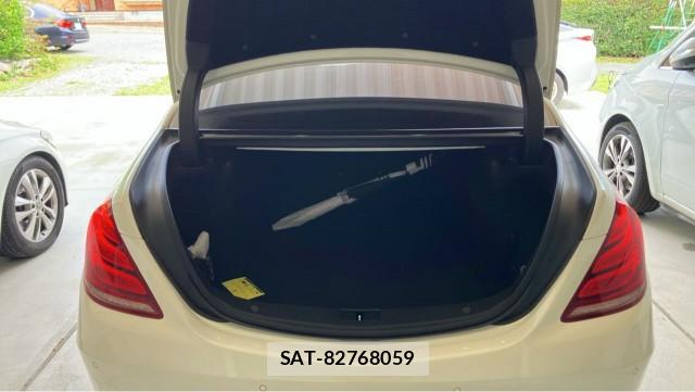 Mercedes Benz S-CLASS 2016-02 8281484-17