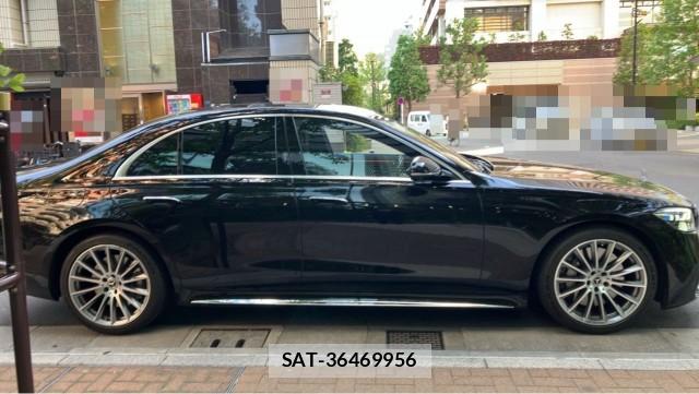 Mercedes Benz S-CLASS 2023-08 8282238-3
