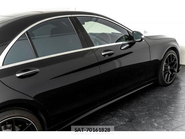 Mercedes Benz S-CLASS 2018-09 8283324-9