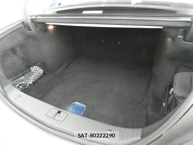 Mercedes Benz S-CLASS 2017-06 8285519-18