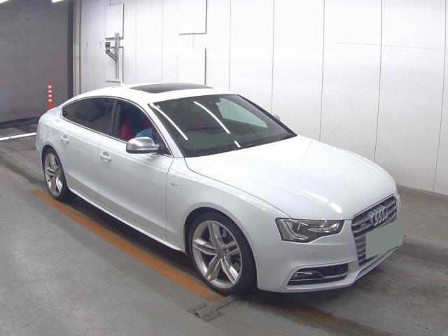 Audi S5 2014-07 8278875-4