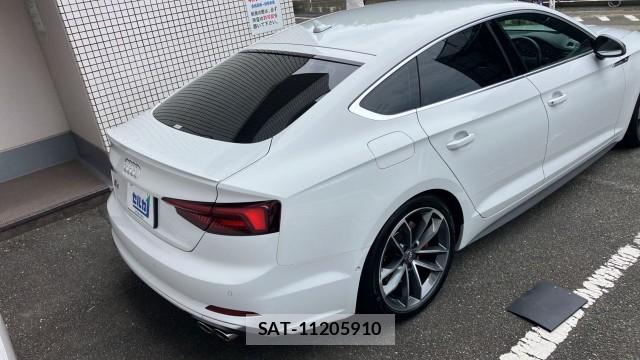 Audi S5 2018-11 8281277-12