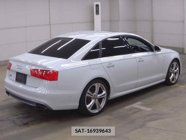 Audi S6 2013-06 8278874-1